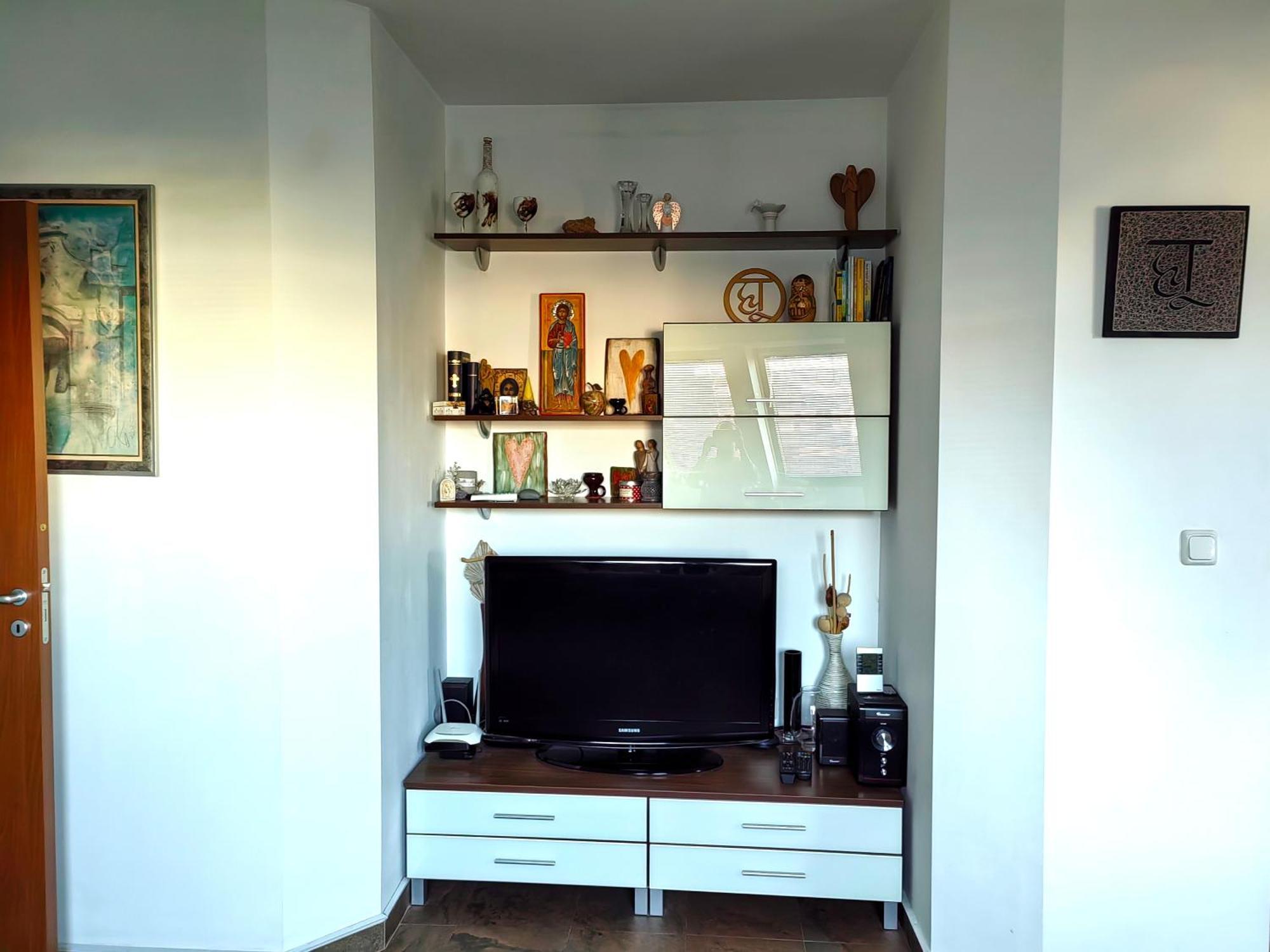 Hristy's 2 Bedroom Spacious Garage!!! * Σόφια